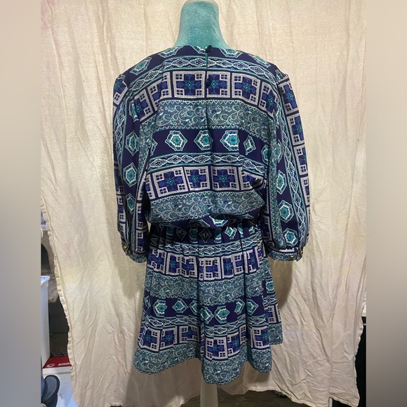 Breli Originals: vintage dress altered to a mini - Picture 4 of 7